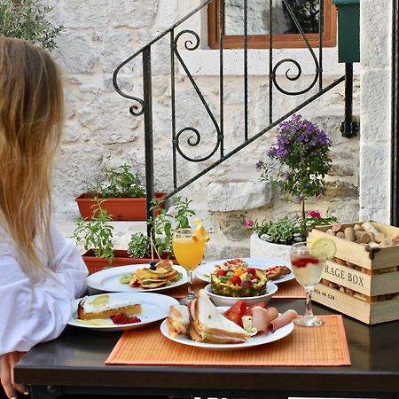 ספליט Heritage Palace Varos - Mag Quaint & Elegant Boutique Hotels מראה חיצוני תמונה