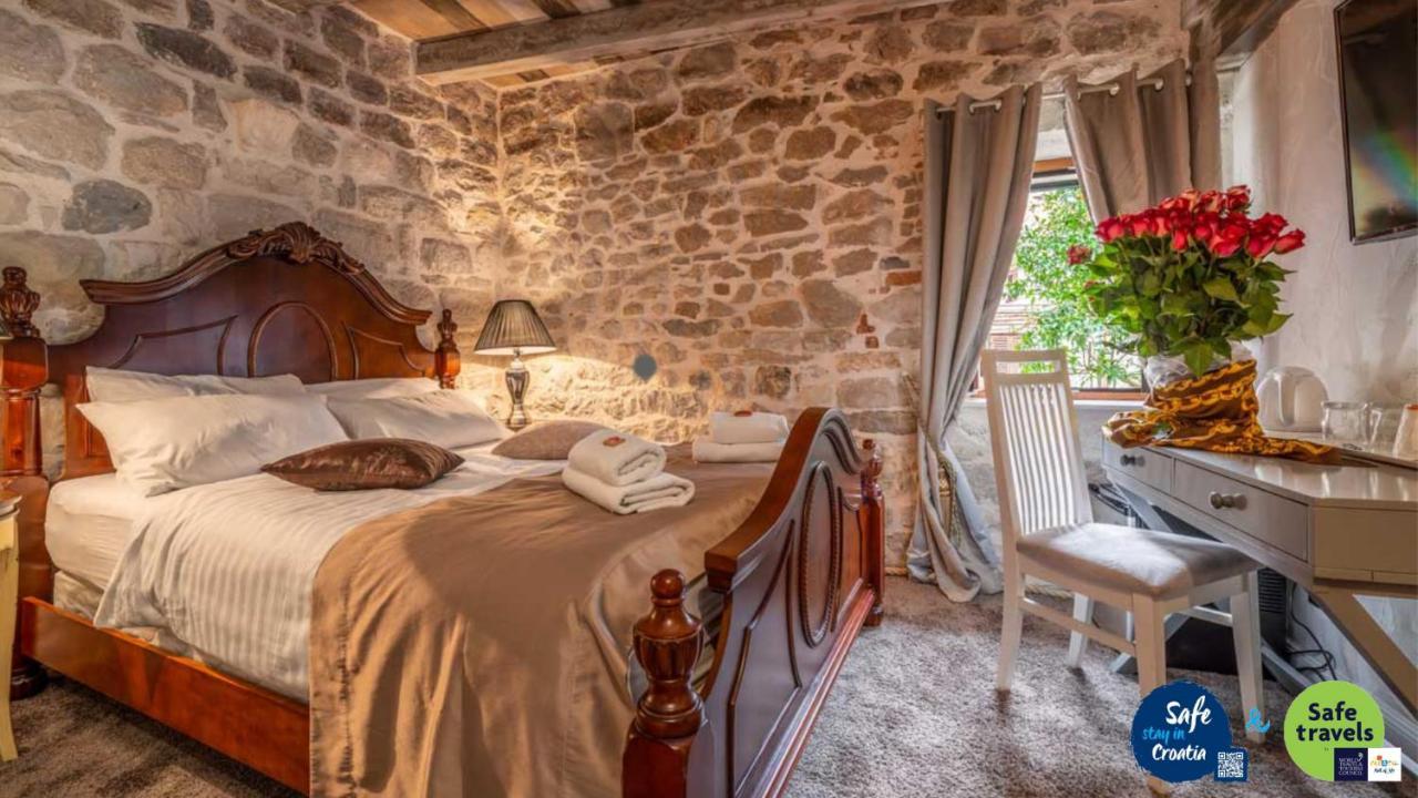 ספליט Heritage Palace Varos - Mag Quaint & Elegant Boutique Hotels מראה חיצוני תמונה