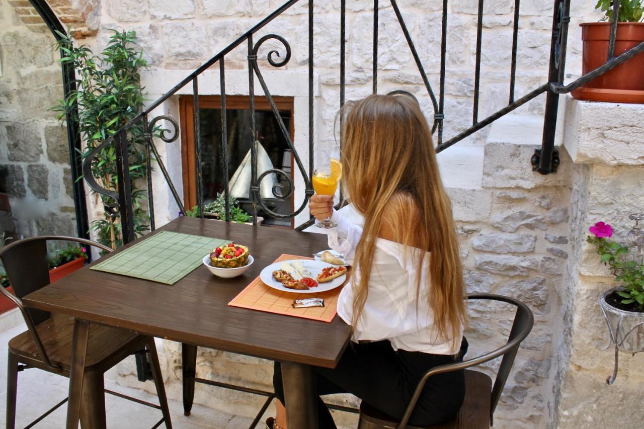 ספליט Heritage Palace Varos - Mag Quaint & Elegant Boutique Hotels מראה חיצוני תמונה
