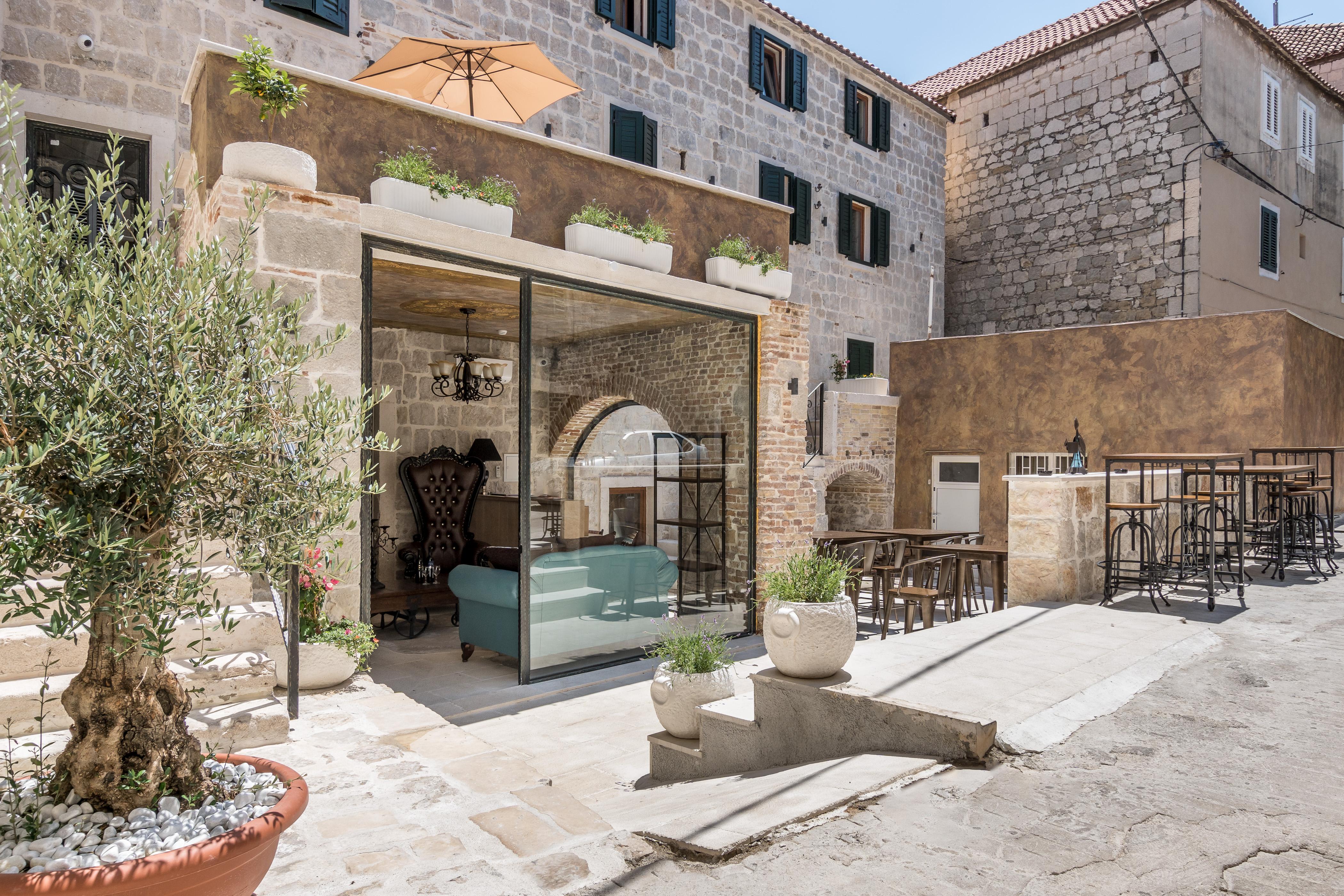 ספליט Heritage Palace Varos - Mag Quaint & Elegant Boutique Hotels מראה חיצוני תמונה