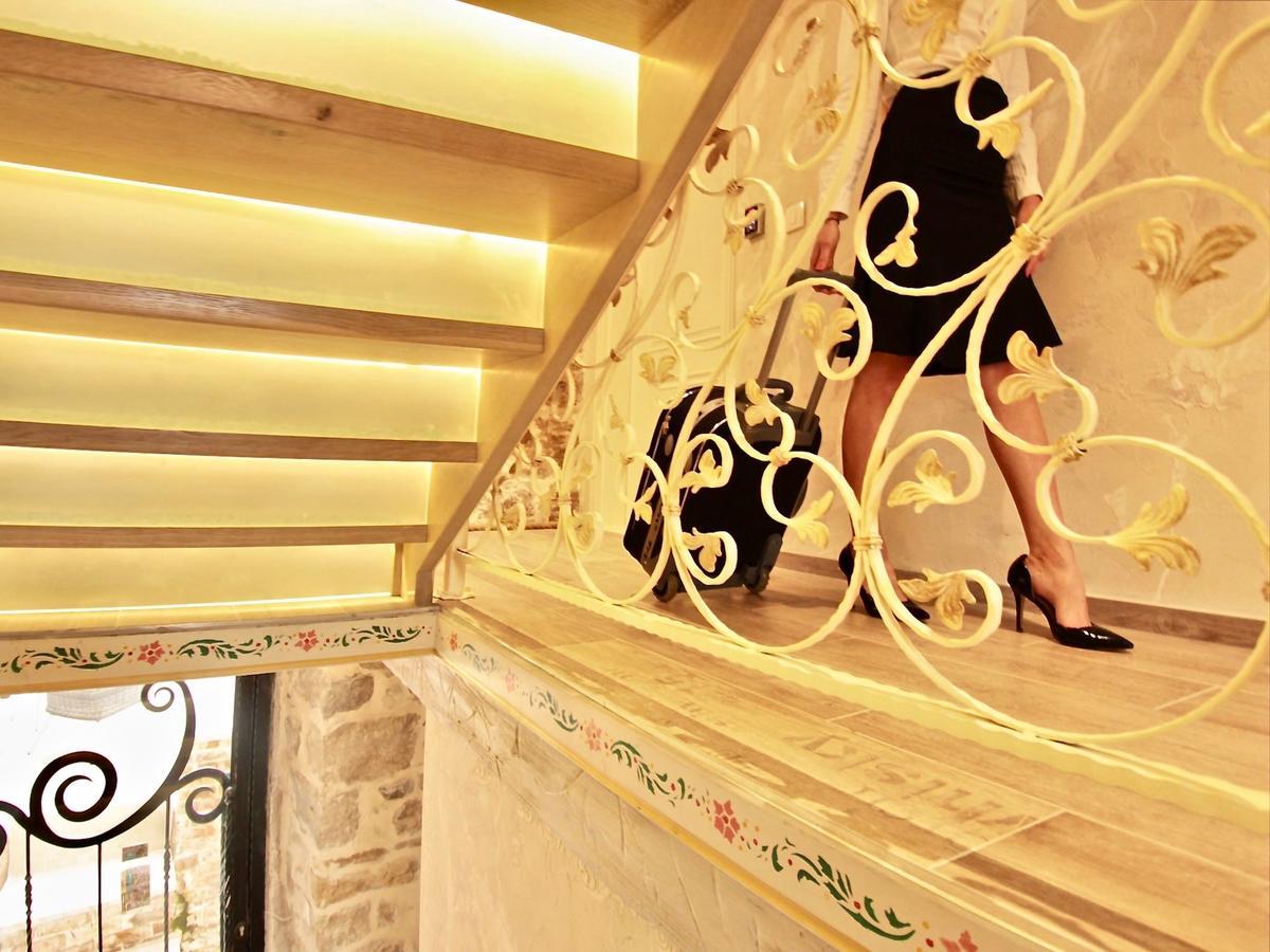 ספליט Heritage Palace Varos - Mag Quaint & Elegant Boutique Hotels מראה חיצוני תמונה